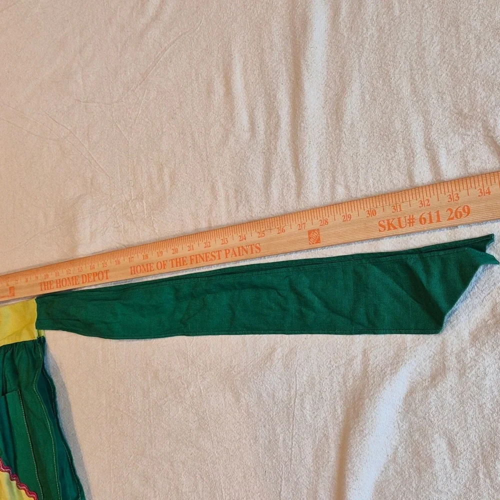 Vintage Half Apron Green Yellow Color Block Rickrack Trim Pockets Retro MCM